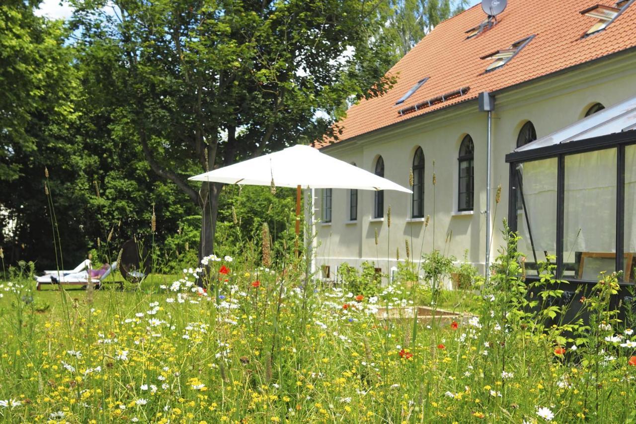 Kavaliershaus Schloss Bluecher Am Finckenersee Ngoại thất bức ảnh